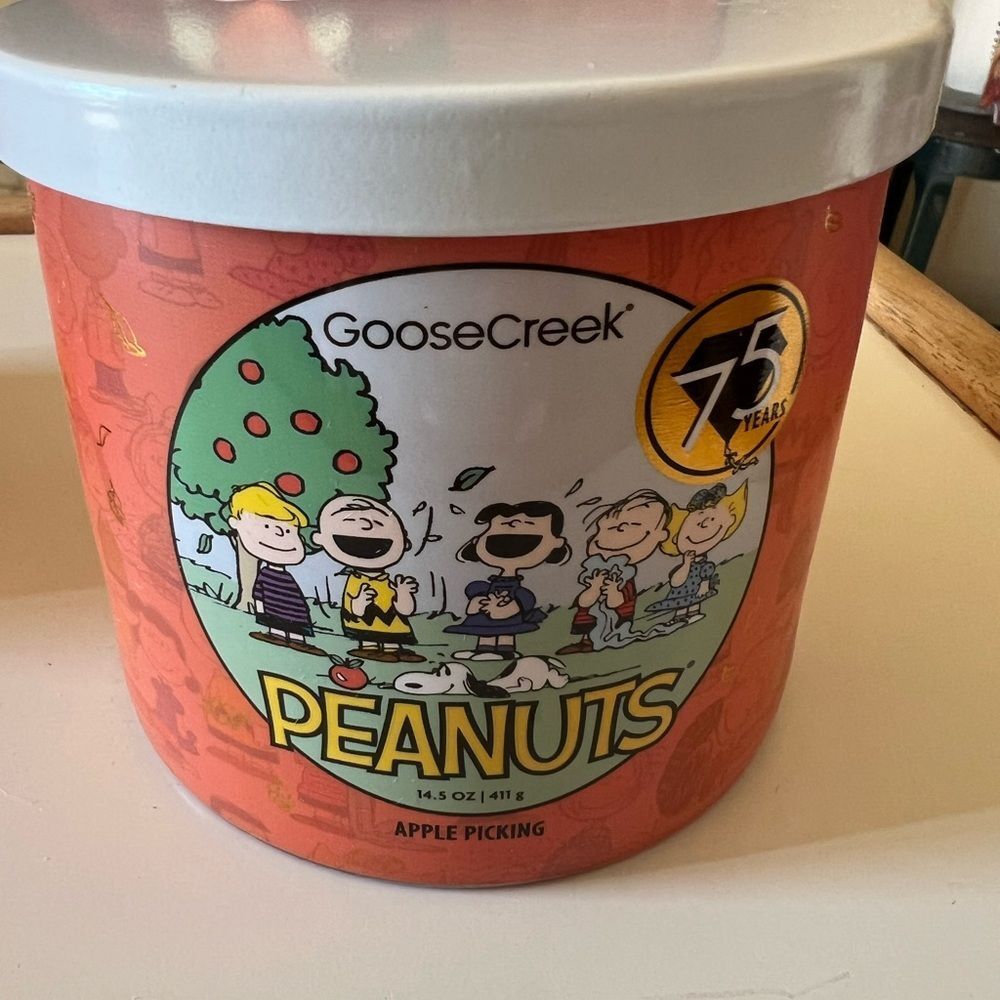 Goose Creek X Peanuts Apple Picking 3 Wick Candle 14.5 Oz